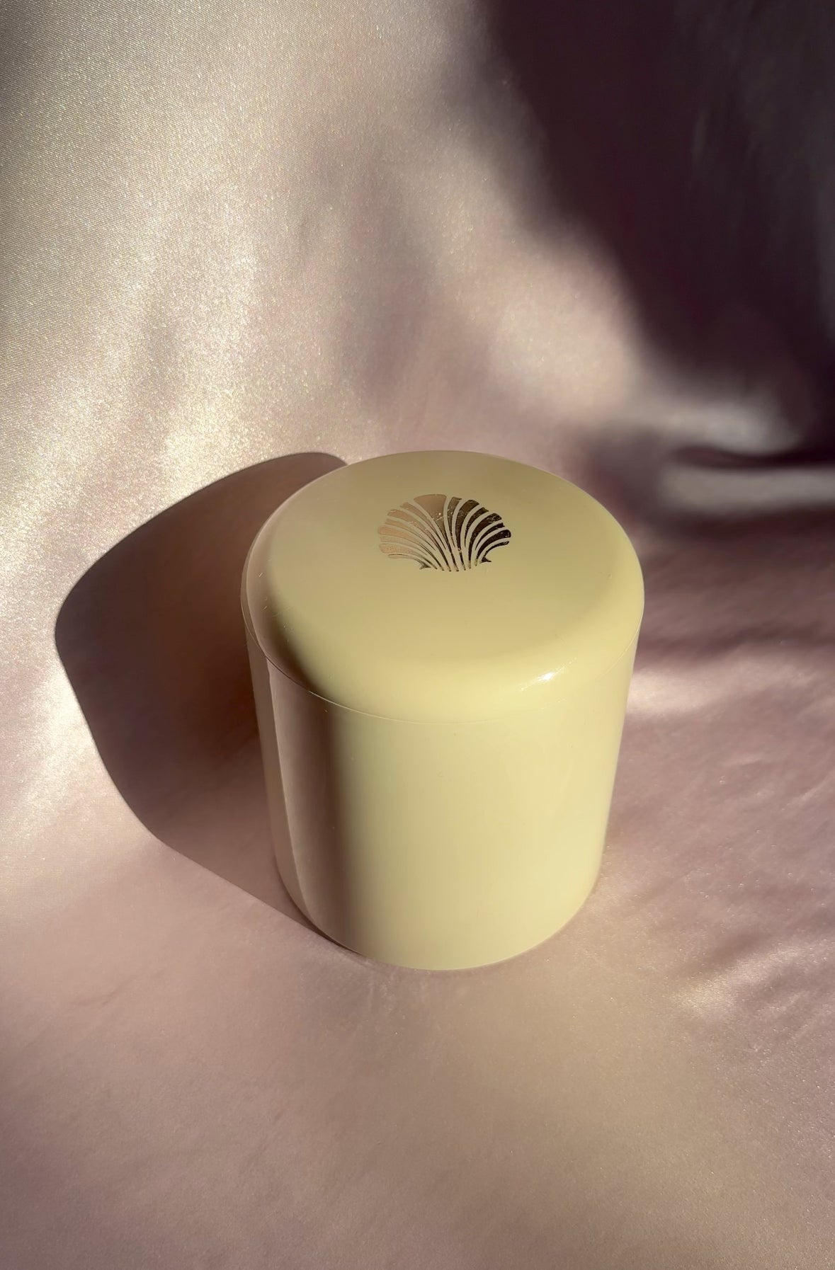 Art Deco Vintage Ivory & Gold Shell Stash Jar