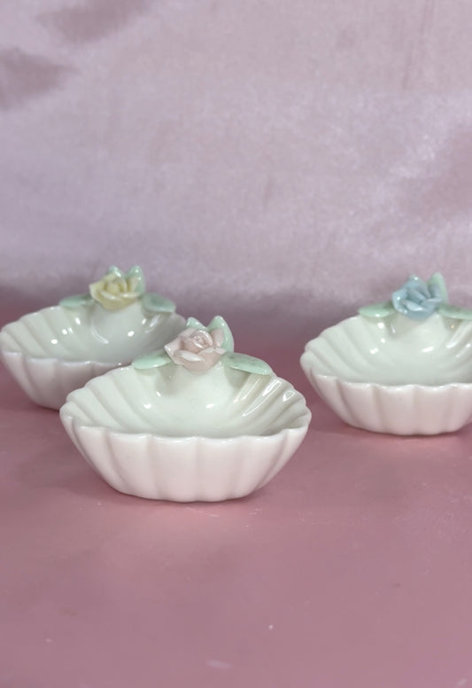 Vintage Enesco Scalloped Porcelain Salt Cellars/Ashtrays/Ring Holders w/ Tiny Flowers