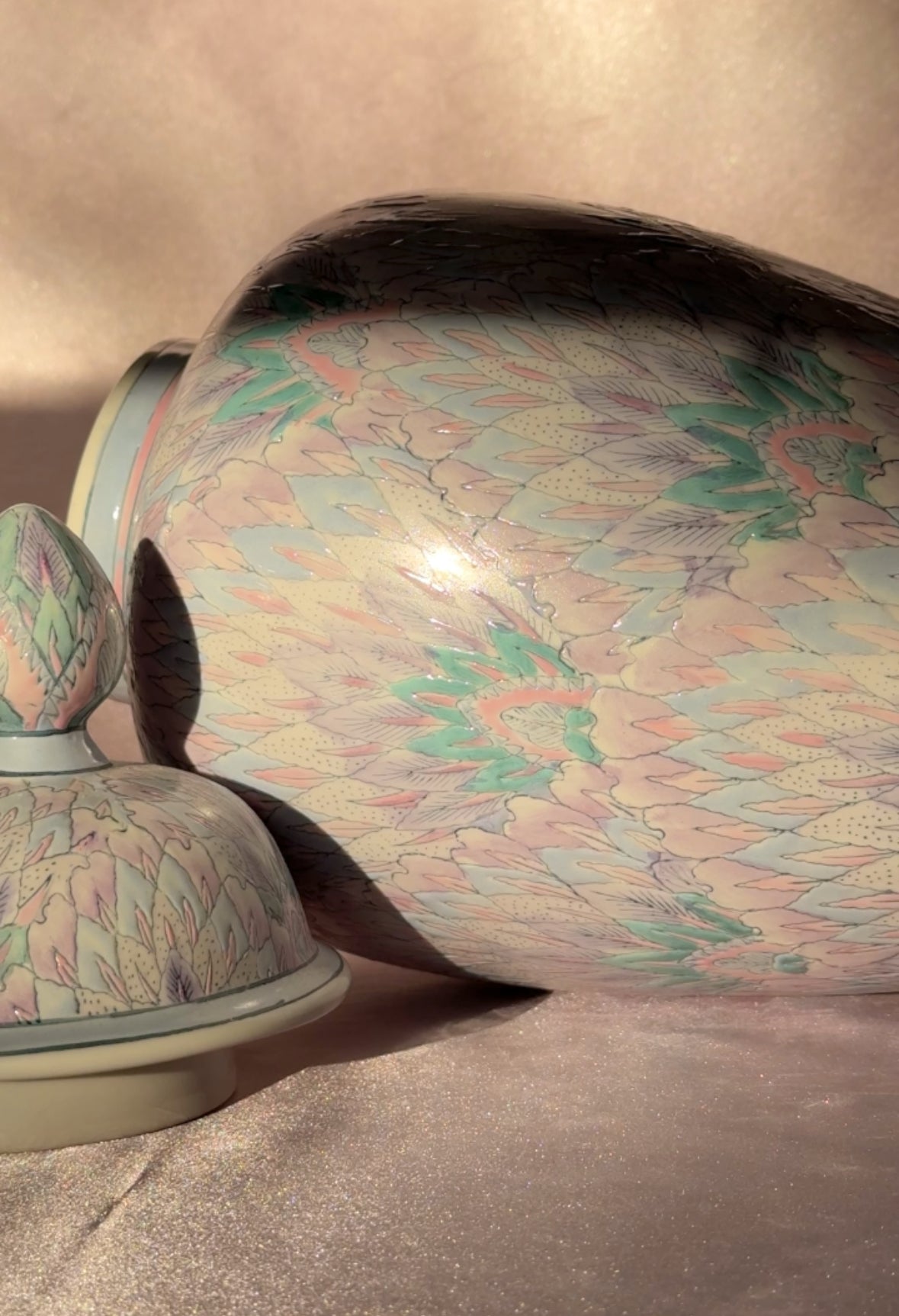 Vintage Toyo Pastel Peacock Feather Plumage Design Porcelain Lidded Vessel