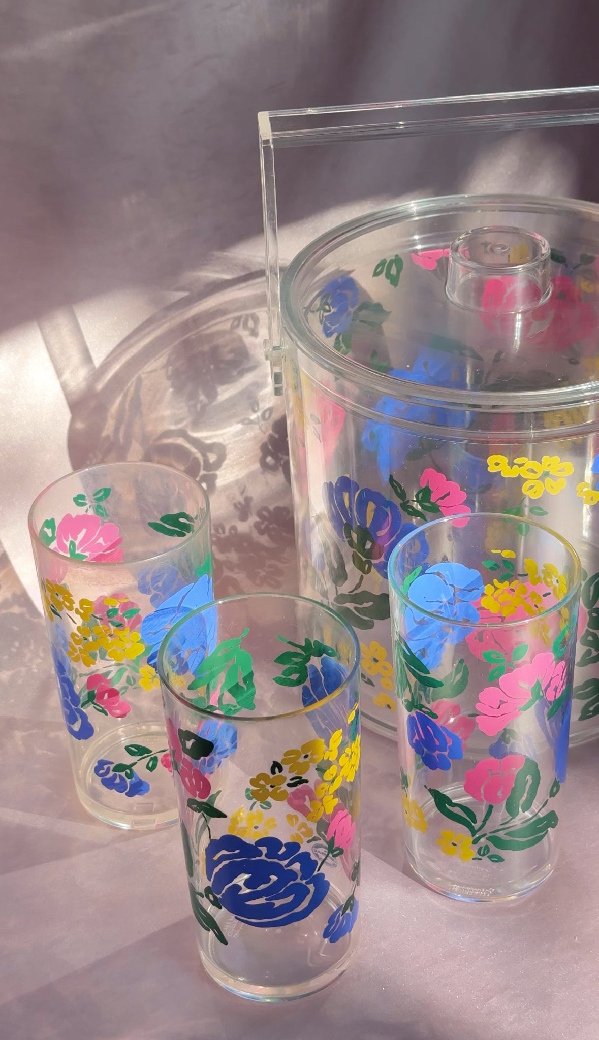 Vintage Libby Wilkie Design for Grainware Vibrant Floral Acrylic/Lucite Ice Bucket & 3 Cups