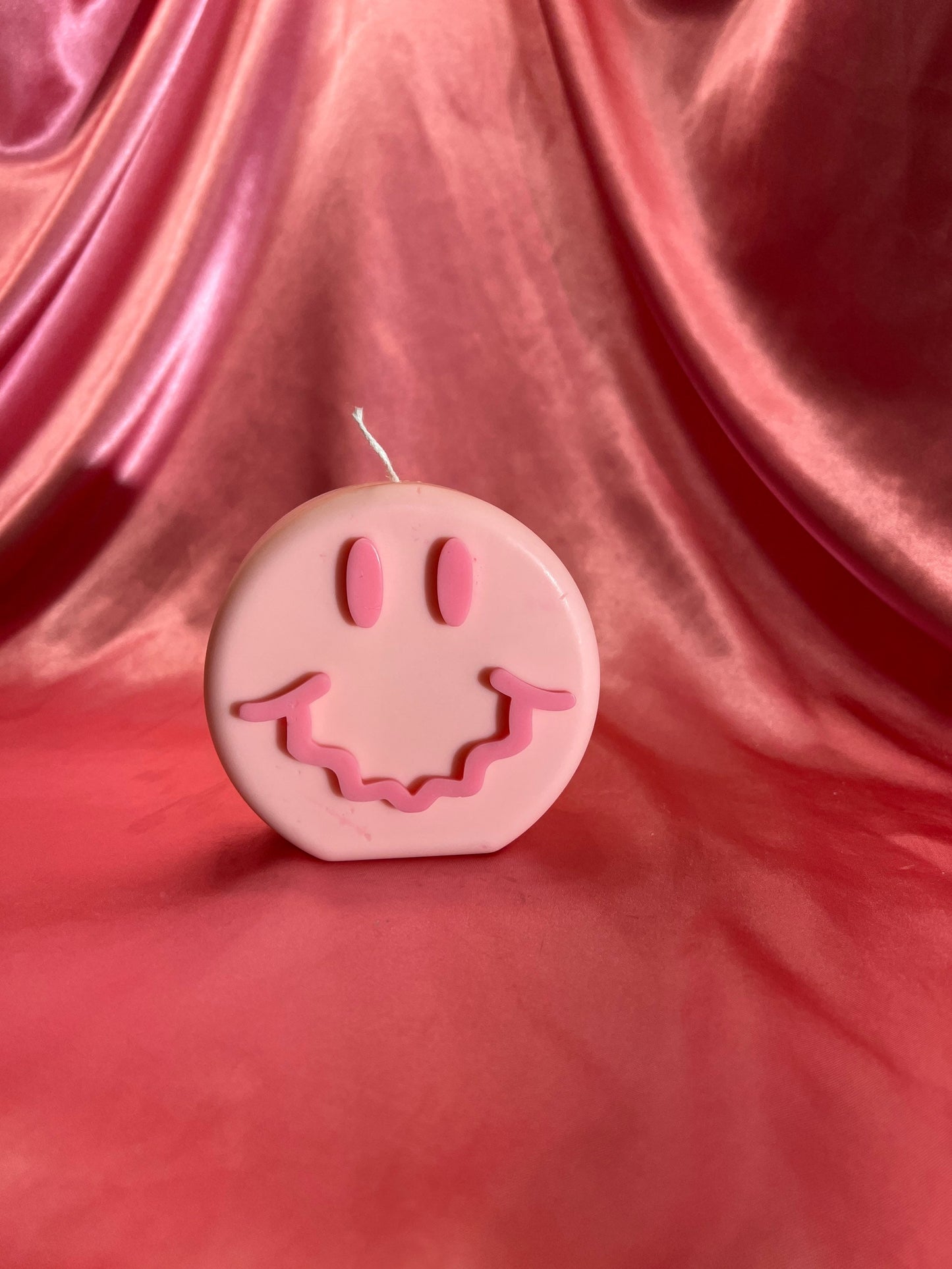 Psychedelic Smiley - Large Two Toned Squiggly Smiley Face Aesthetic Candle