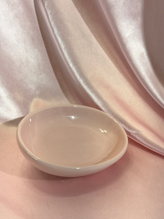 2005 Allure Light Pink Ceramic Catchall Dish